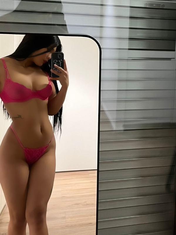 Julietha - Escort à Sion
