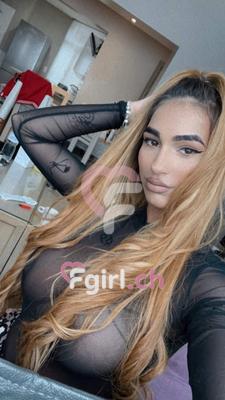 Kaile - Erotische Masseurin in Neuenburg
