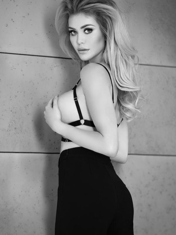 Kamila - Escort à Genève
