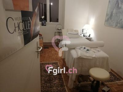 Kandy Massage - Erotische Masseurin in Neuenburg

