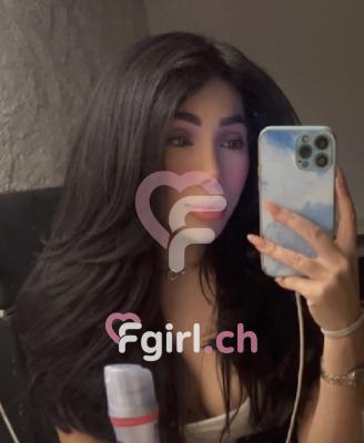 Karelyn - Escort à Fribourg