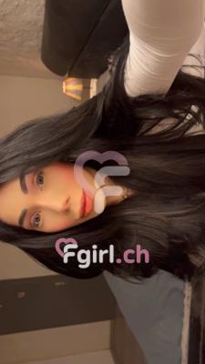 Karelyn - Escort à Fribourg
