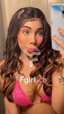 Karelyn - Escort à Fribourg