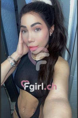 Karelyn - Escort à Fribourg
