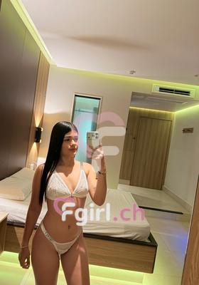 Karen - Escort à Plainpalais
