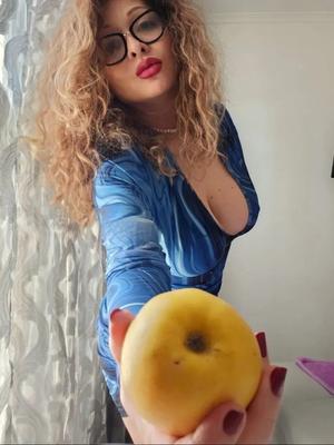 Karen - Escort en Gland
