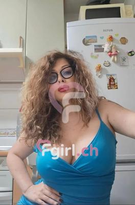 Karen - Escort à Monthey