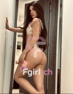 Karholine - Escort en Genève
