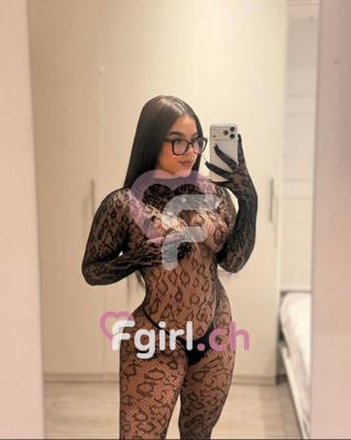 Karholine - Escort en Fribourg
