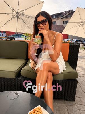 Karina - Escort a Oron
