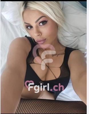Karina - Escort a Montreux
