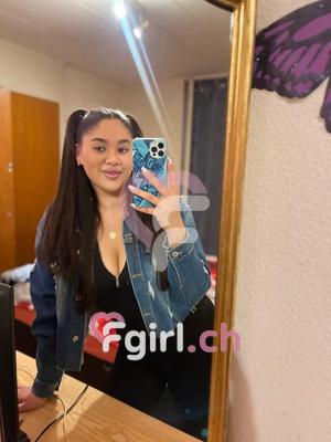 Karla - Escort à Lausanne