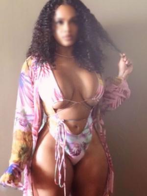 Karla - Escort à Porrentruy
