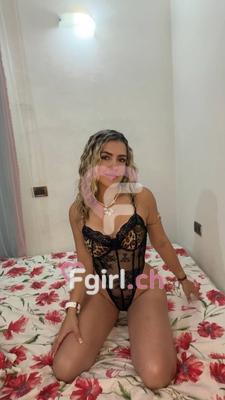 Karla - Escort en Genève
