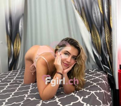 Karla - Escort en Genève
