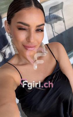 Karla - Escort in Champel
