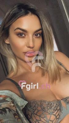 Karla - Escort à Eaux-vives
