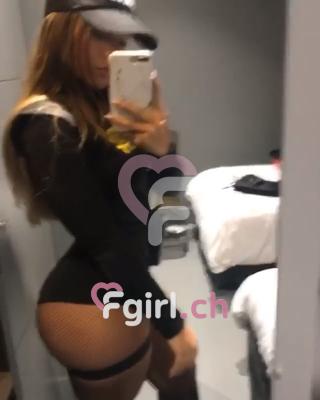 Karol - Escort in Monthey