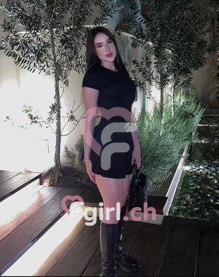 Karol - Escort en Bulle
