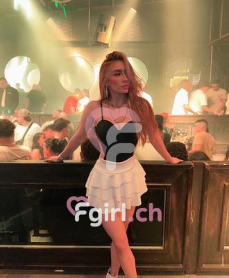 Karoline - Escort in Martigny
