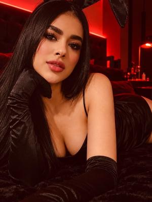 Katerine - Escort in Neuenburg
