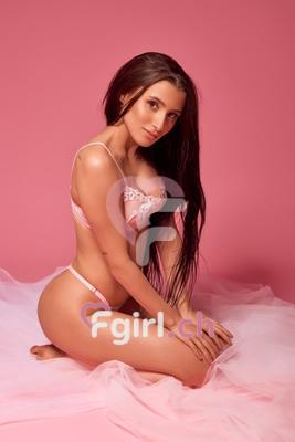 Katrina - Escort à Genève
