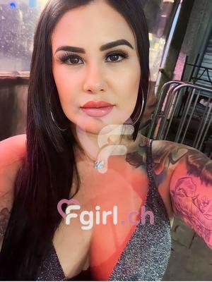 Katrina - Escort à Crissier