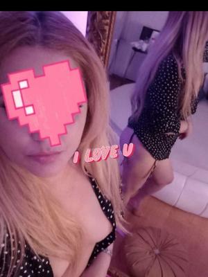 Katy - Escort à Neuchâtel

