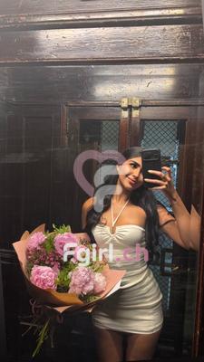 Katya - Escort in Neuenburg
