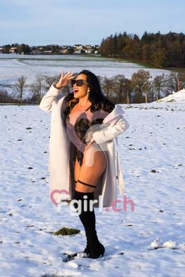 Keitty - Escort in Fribourg
