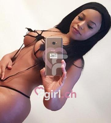 Kelly - Escort à Lausanne