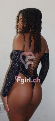 Kelly - Escort à Plainpalais
