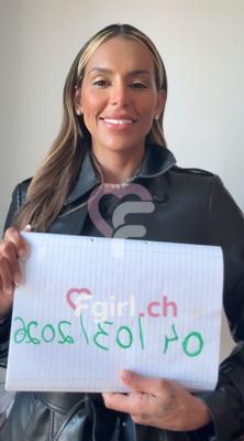 Kelly - Escort à Fribourg
