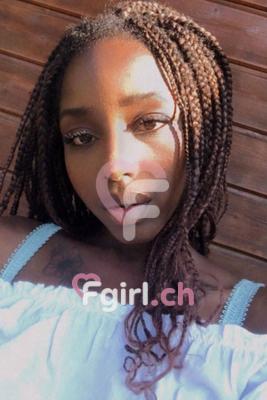 Kelly - Escort in Geneva