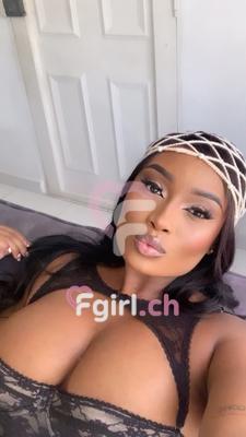 Kendall - Escort in Lausanne
