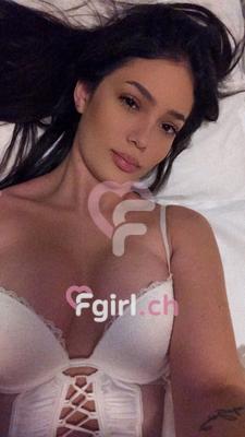 Kendall - Escort in Lausanne

