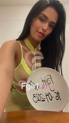 Kenza - Escort a Martigny