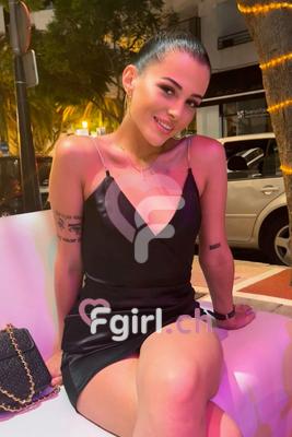 Khloe - Escort en Genève

