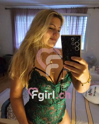 Kloe - Escort in Aigle