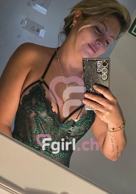 Kloe - Escort in Aigle