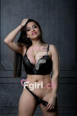 Kloe - Escort in Monthey
