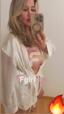 Kloe - Escort in Genf