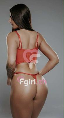 Krissy - Erotic masseuse in Sion
