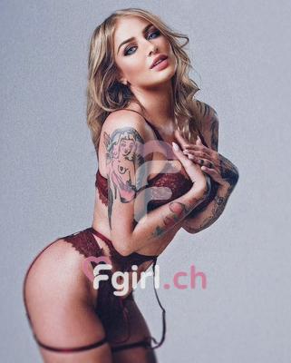 Kylie - Escort in Genf
