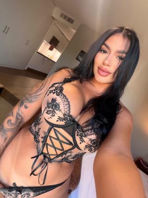 Kylie - Escort a Genève
