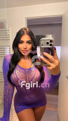 Kylie - Escort à Lausanne
