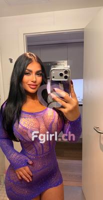 Kylie - Escort à Lausanne