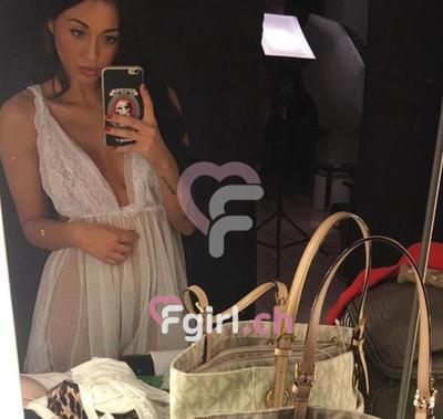 Lana - Massaggiatrice erotica a Bulle