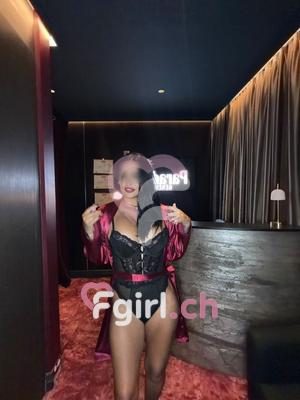 Lara - Escort in Carouge
