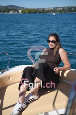 Lara - Erotische Masseurin in Genf
